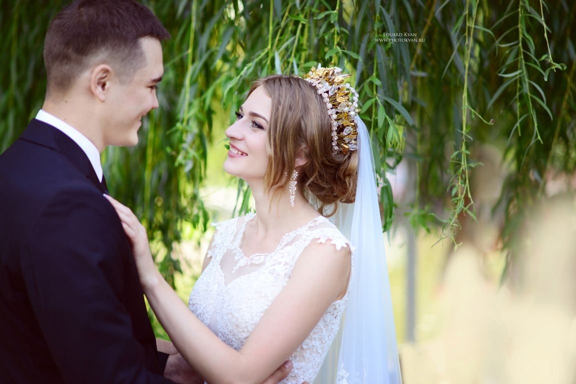 Сатуарные серьги напрокат