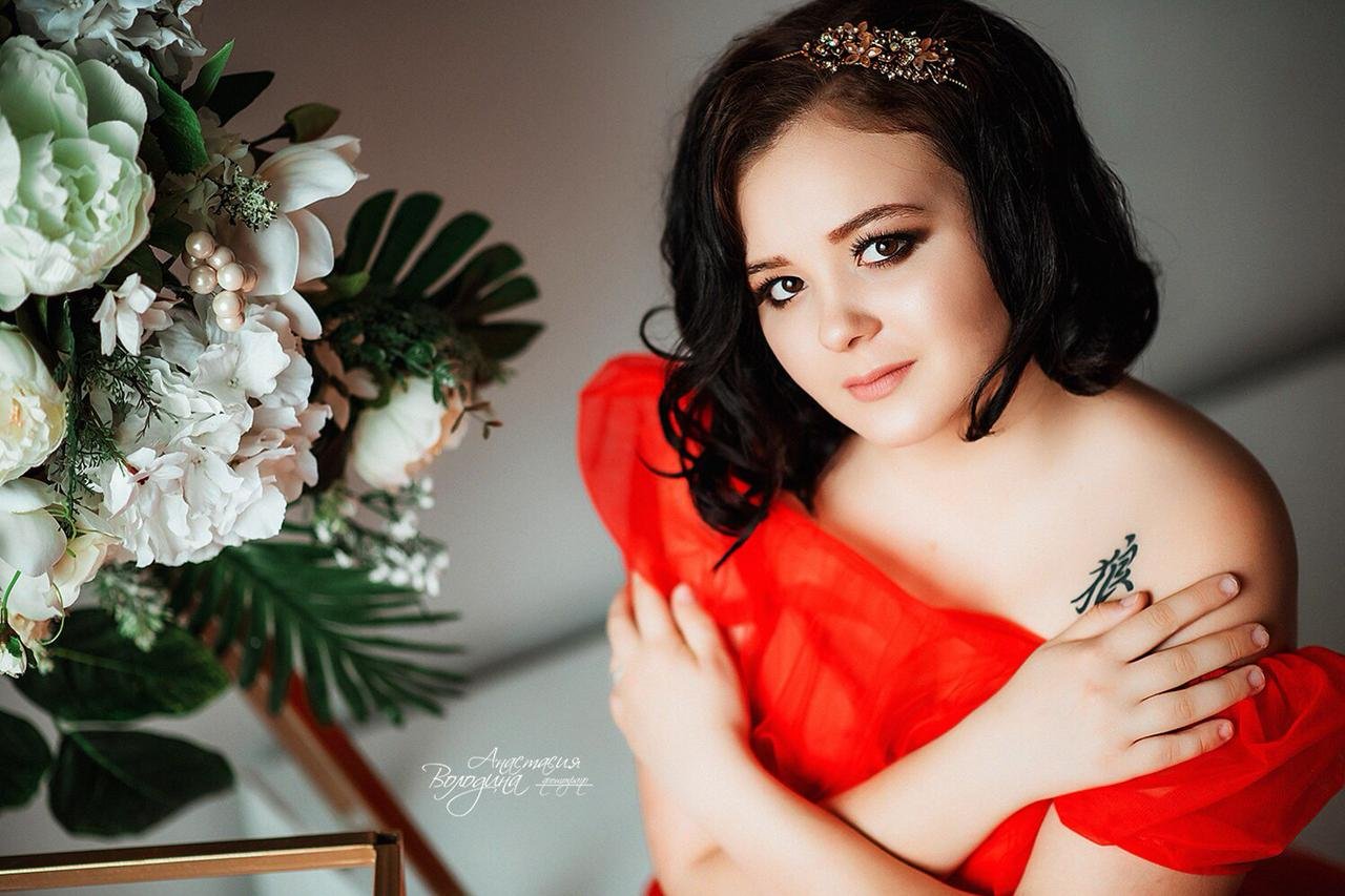Сатуарные серьги напрокат